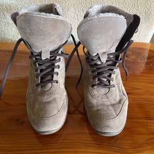 Suede Hightop Sneaker